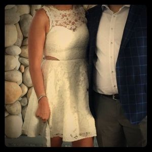 Avery G white lace dress - only worn once!